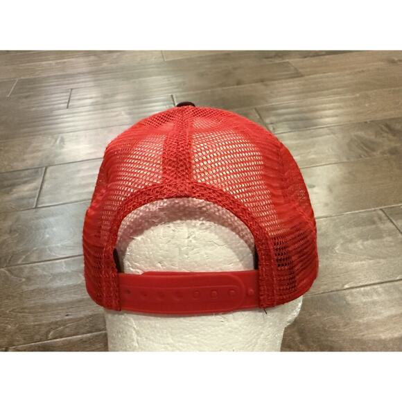 Merrell Mens Red Patch Adjustable SnapBack Trucker Hat Baseball Cap - Picture 6 of 8